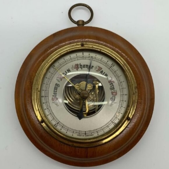 Vintage Stormy Rain Change Fair Very Dry Barometer 1960's/70's. - Picture 1 of 1